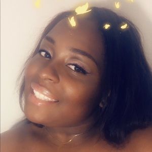 Meet your Posher, Alisha